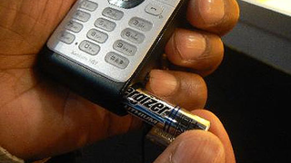 Philips Xenium 9@9j Cellphone Has AAA Battery Power Backup